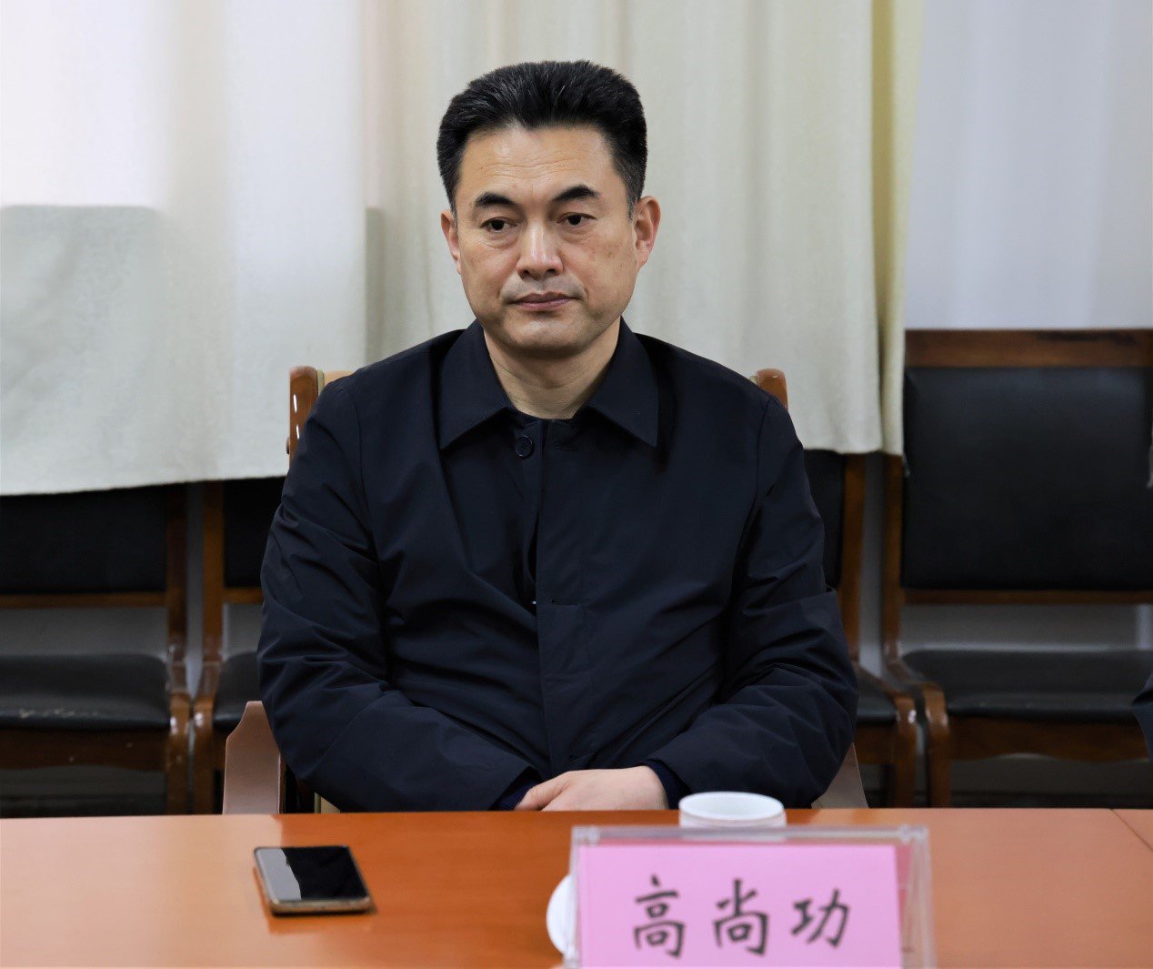 濮阳市教育局局长高尚功一行赴濮阳石油化工职业技术学院走访慰问4.jpg